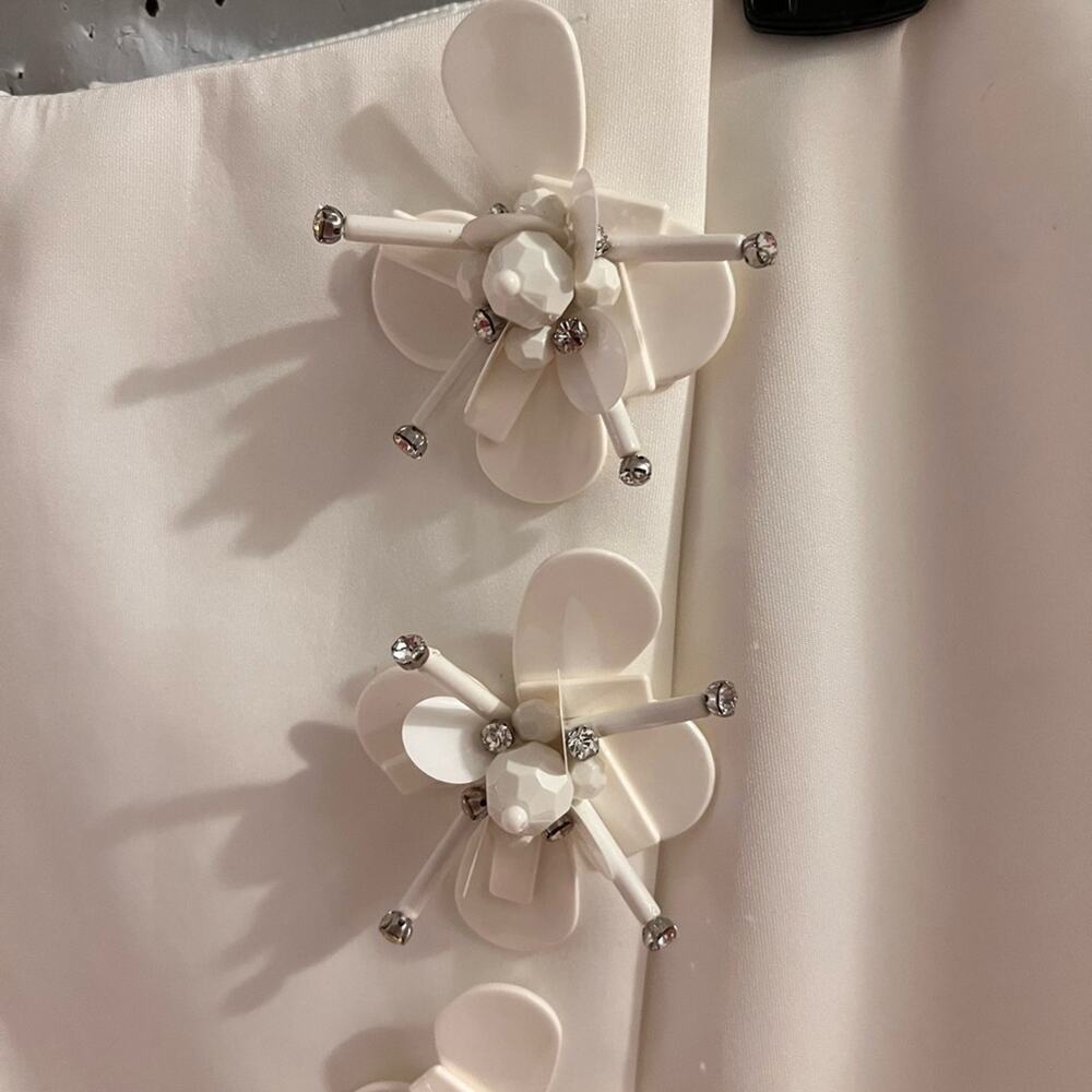 Ted baker white Kenndal 3d embellished wrap mini skirt bridal size 1uk 4us - Picture 3 of 7